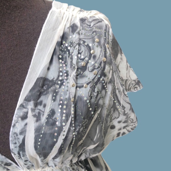Love Culture, Sheer, beaded, Dress, blouse - Picture 4 of 7